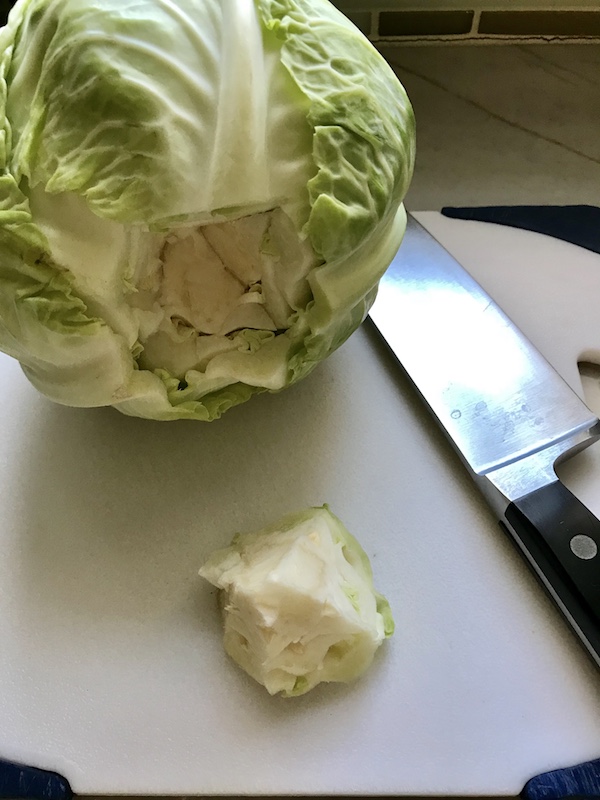 These Stuffed Cabbage Rolls (Golumpki!) are a great make-ahead family dish! This recipe uses ground chicken, paprika, parmesan, tomato paste, garlic, and onion for tons of flavor!