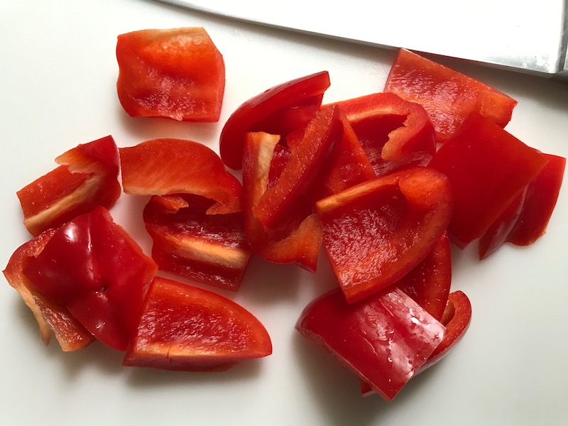 Cut red pepper for Garlic Steak Kabobs. #beefkabobs #steakkabobs